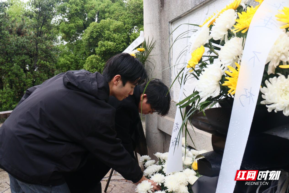 图片2.jpg 图片2.jpg